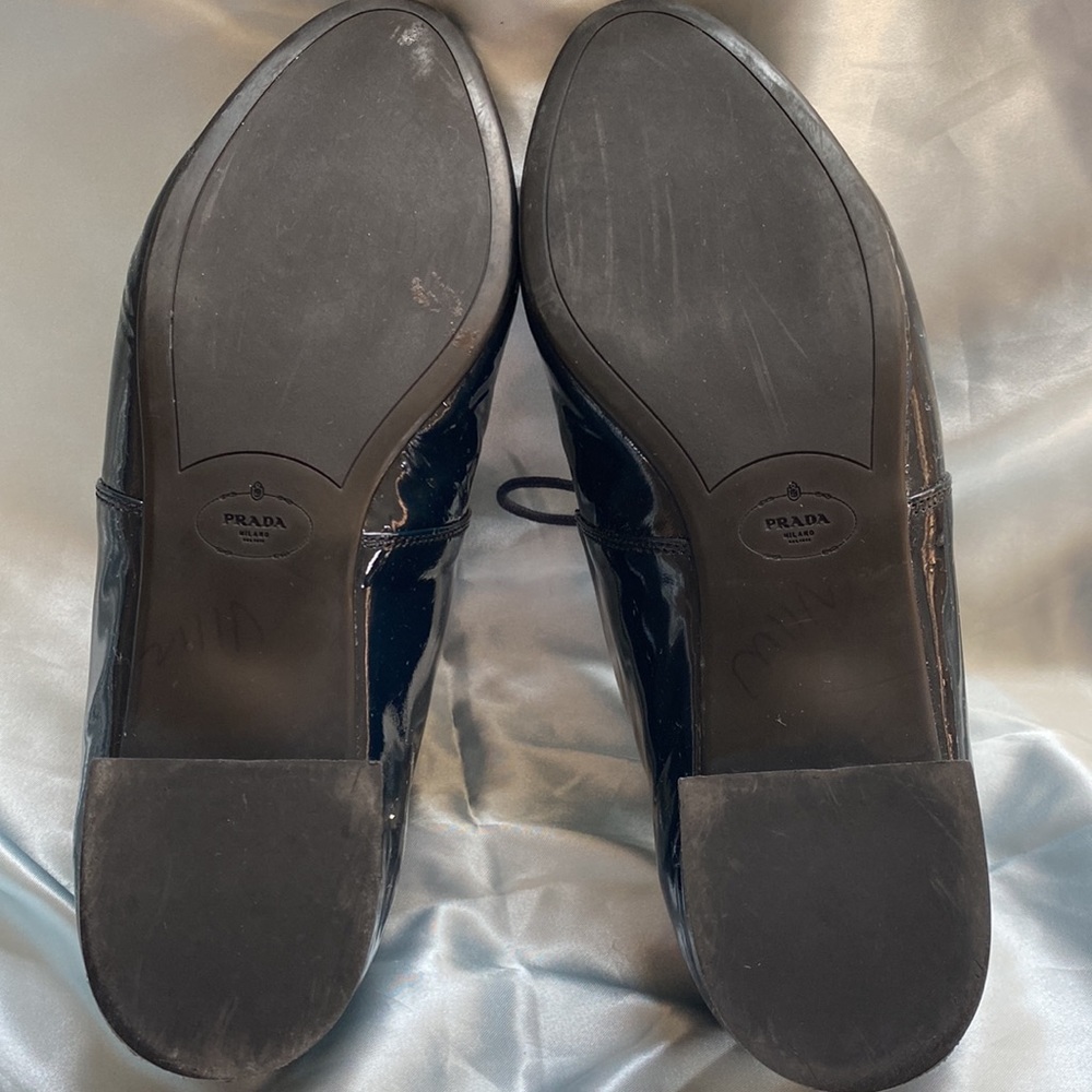 Like New Prada Patent Leather Jazz-style Shoes - Picture 9 of 12